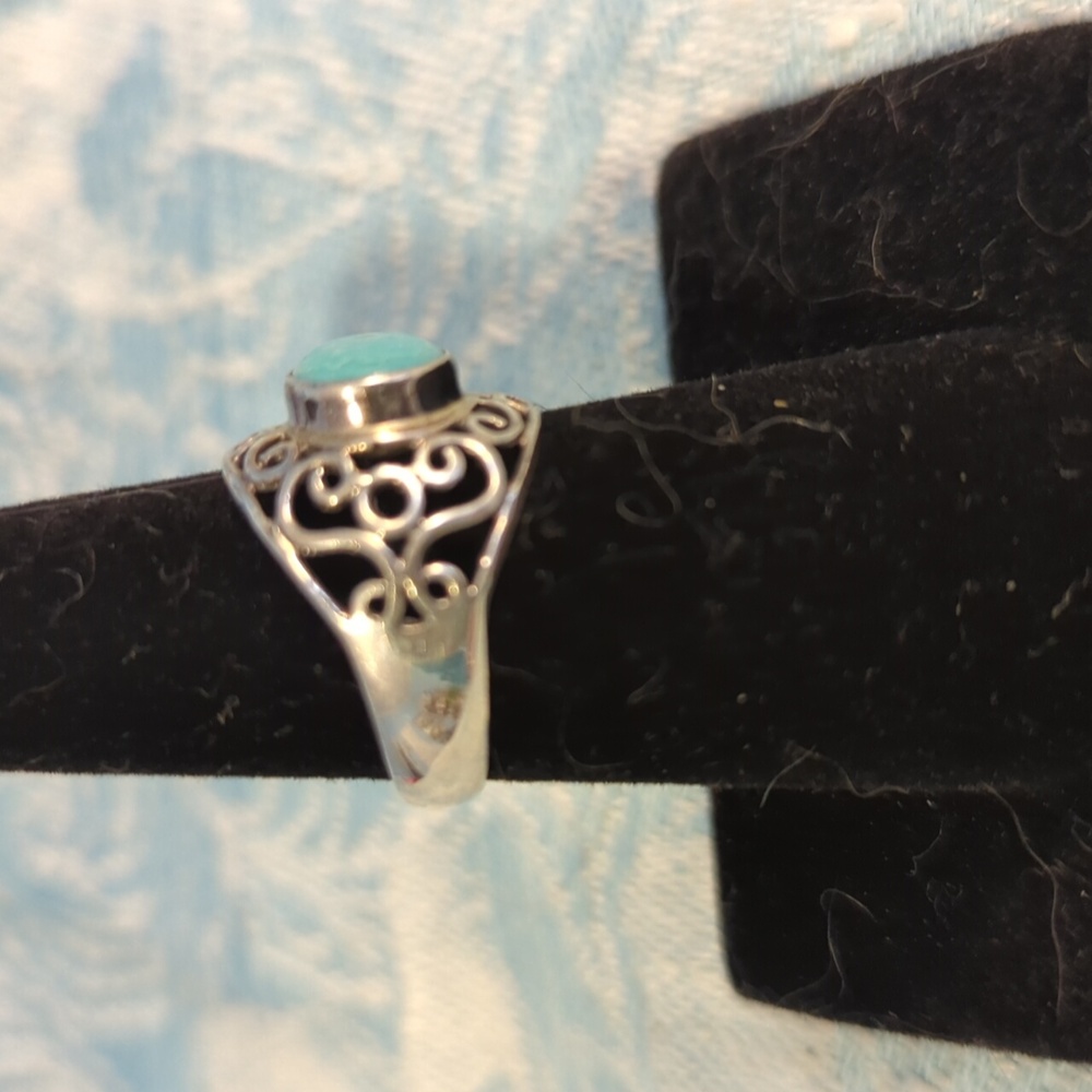 SS Turquoise Ring - Picture 2 of 2